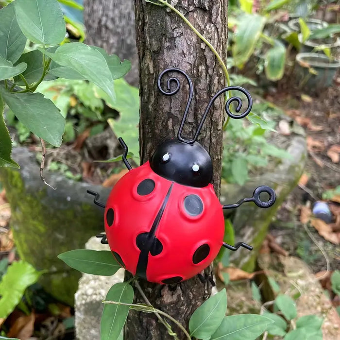 Alfresco Gardenware | 3 x Ladybug Asst Medium