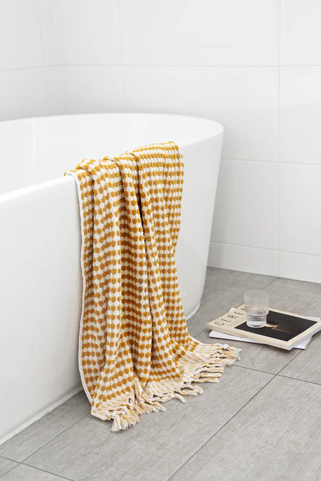 Miss April | Pompom Turkish Cotton Bath Sheet