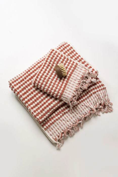 Rust Pompom Bathroom Set - Lozza’s Gifts & Homewares 