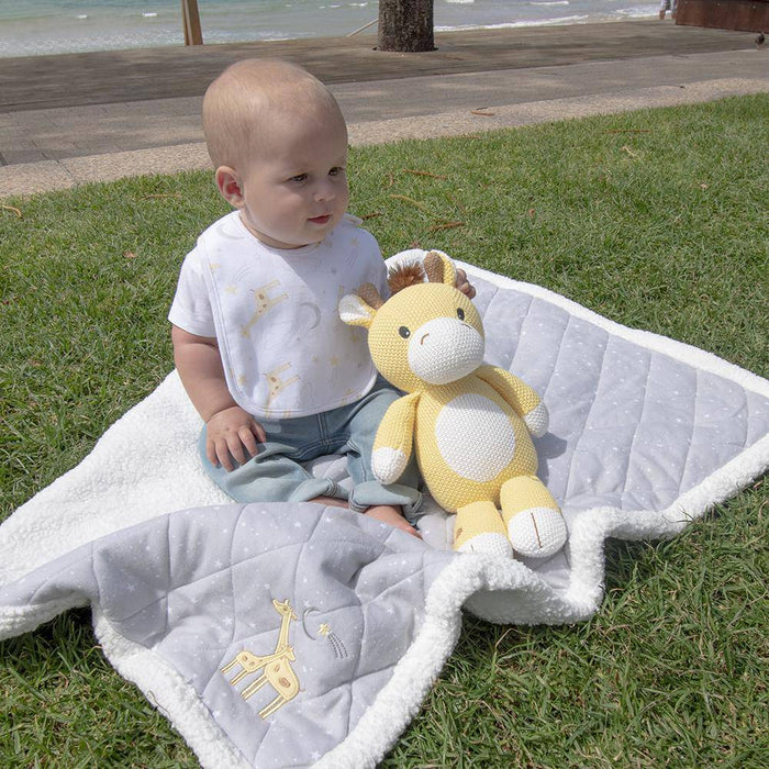 Noah the Giraffe Knitted Toy - Lozza’s Gifts & Homewares 