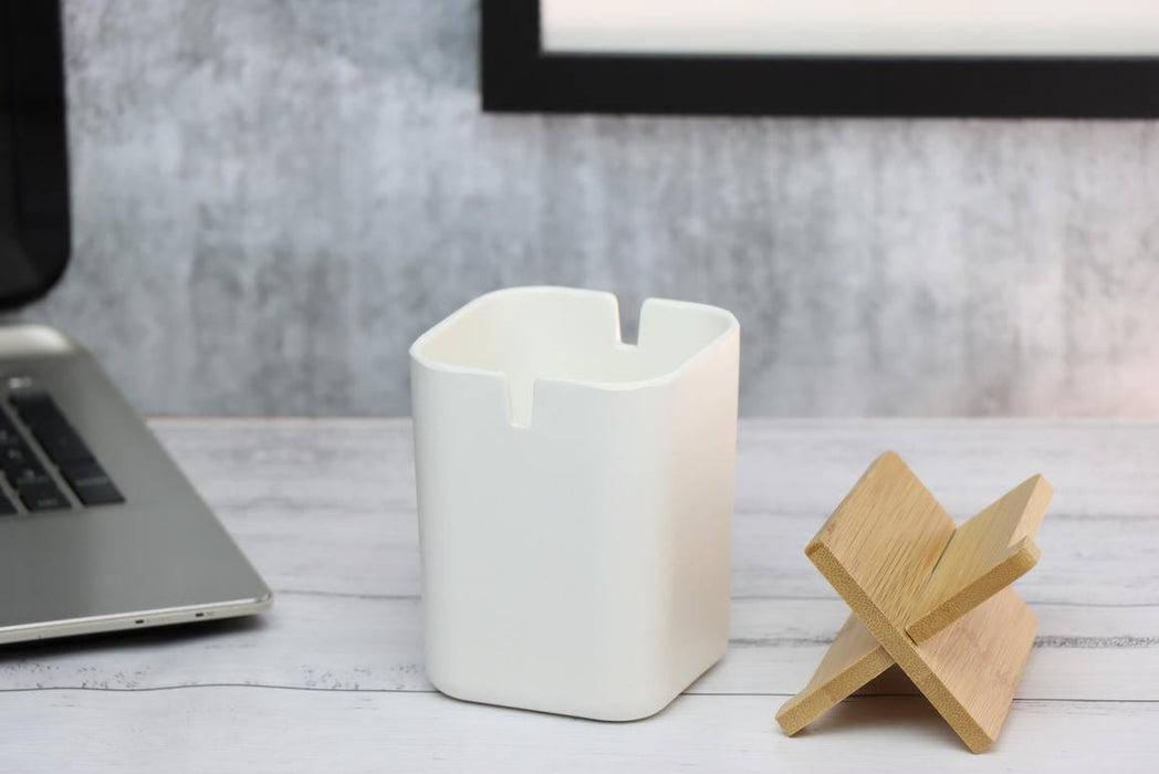 Little Panda - Bamboo Kitchen/Toothbrush Holder - Lozza’s Gifts & Homewares 